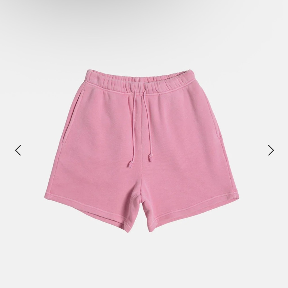 Elwood - CORE SWEATSHORT - Size L (BRAND NEW!)